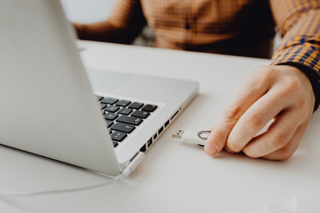 Recuperar datos perdidos en un USB
