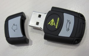 USB a medida llaves coche